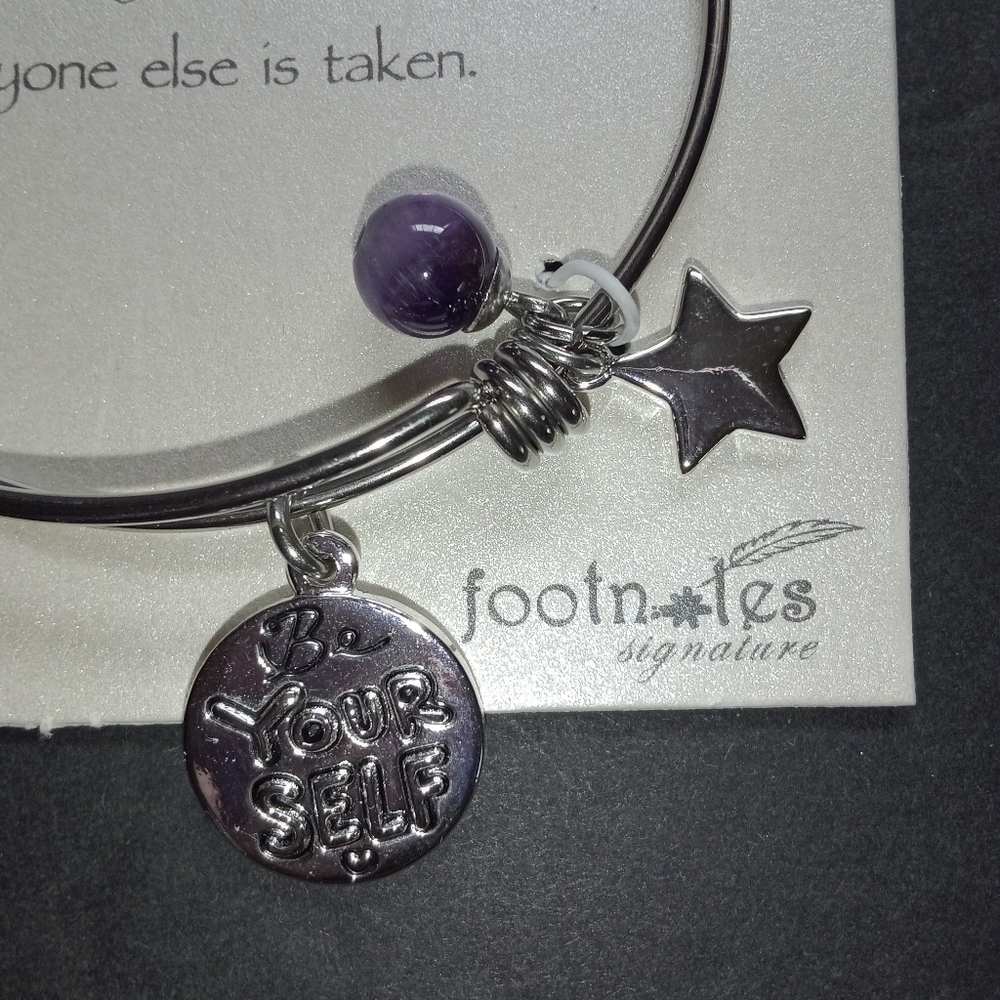 New shine bracelet by foot notes. 3 charms. Silver tone. - Picture 4 of 5